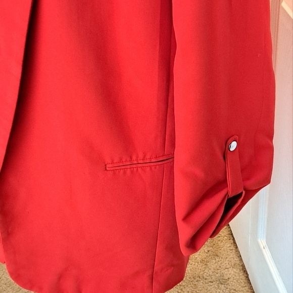 Red Open Blazer With Tab Sleeves - Picture 3 of 8